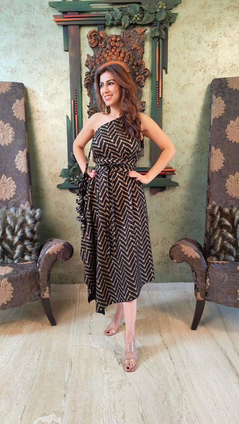 Gold Black One Sided Kaftan With Belt